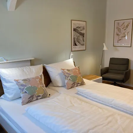 Sophienhof Neu Heinde 3*